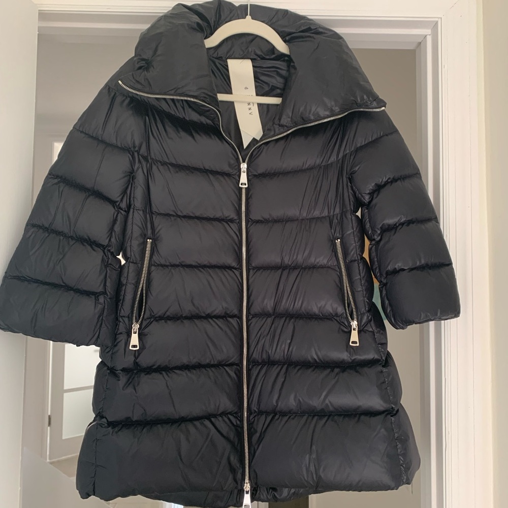 Annie P Cropped Sleeve Down Jacket In Black NWOT - Picture 3 of 9